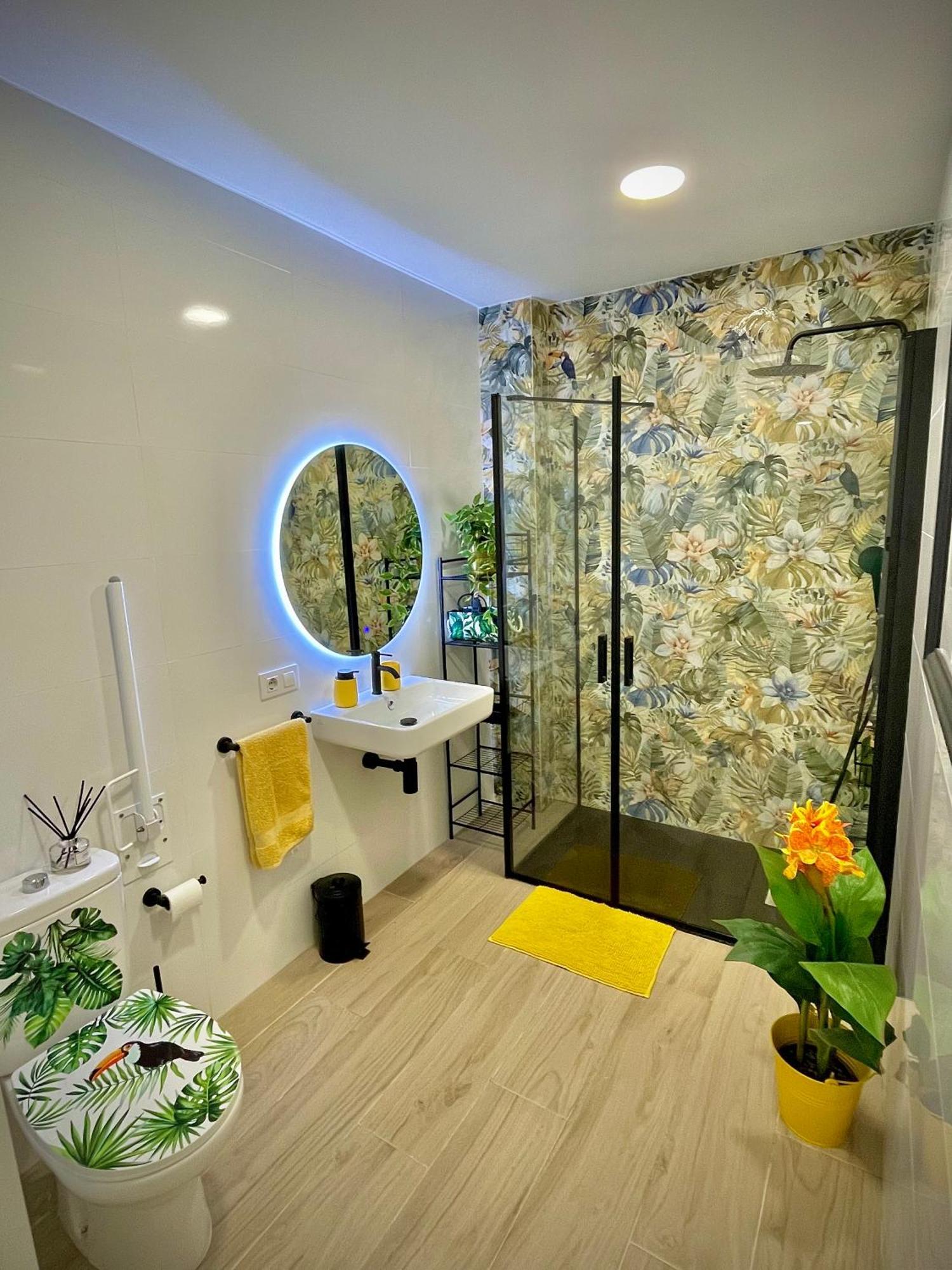 Artistic Flat Next To Ruzafa Welcome To The Jungle Valência Exterior foto