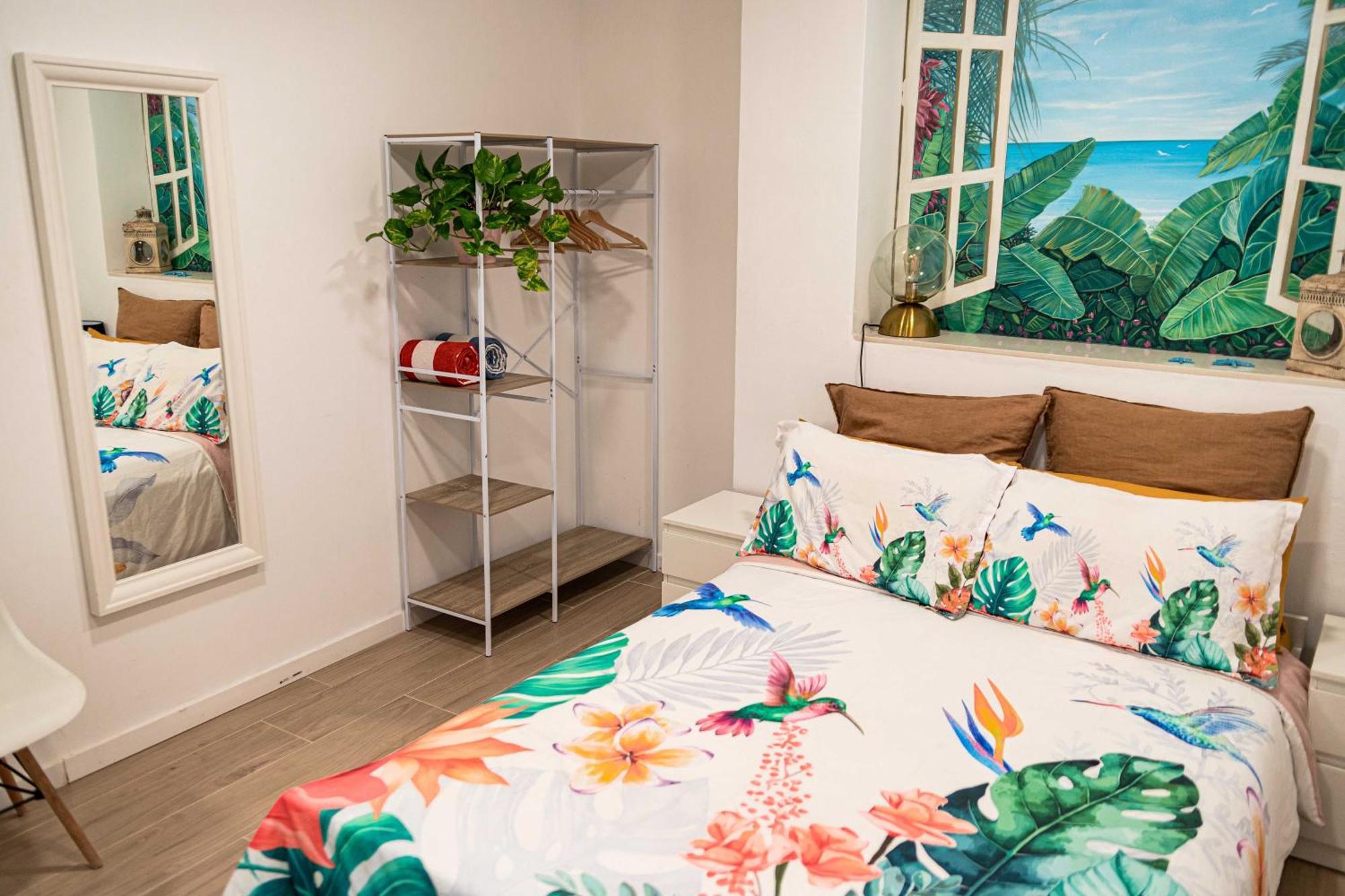 Artistic Flat Next To Ruzafa Welcome To The Jungle Valência Exterior foto