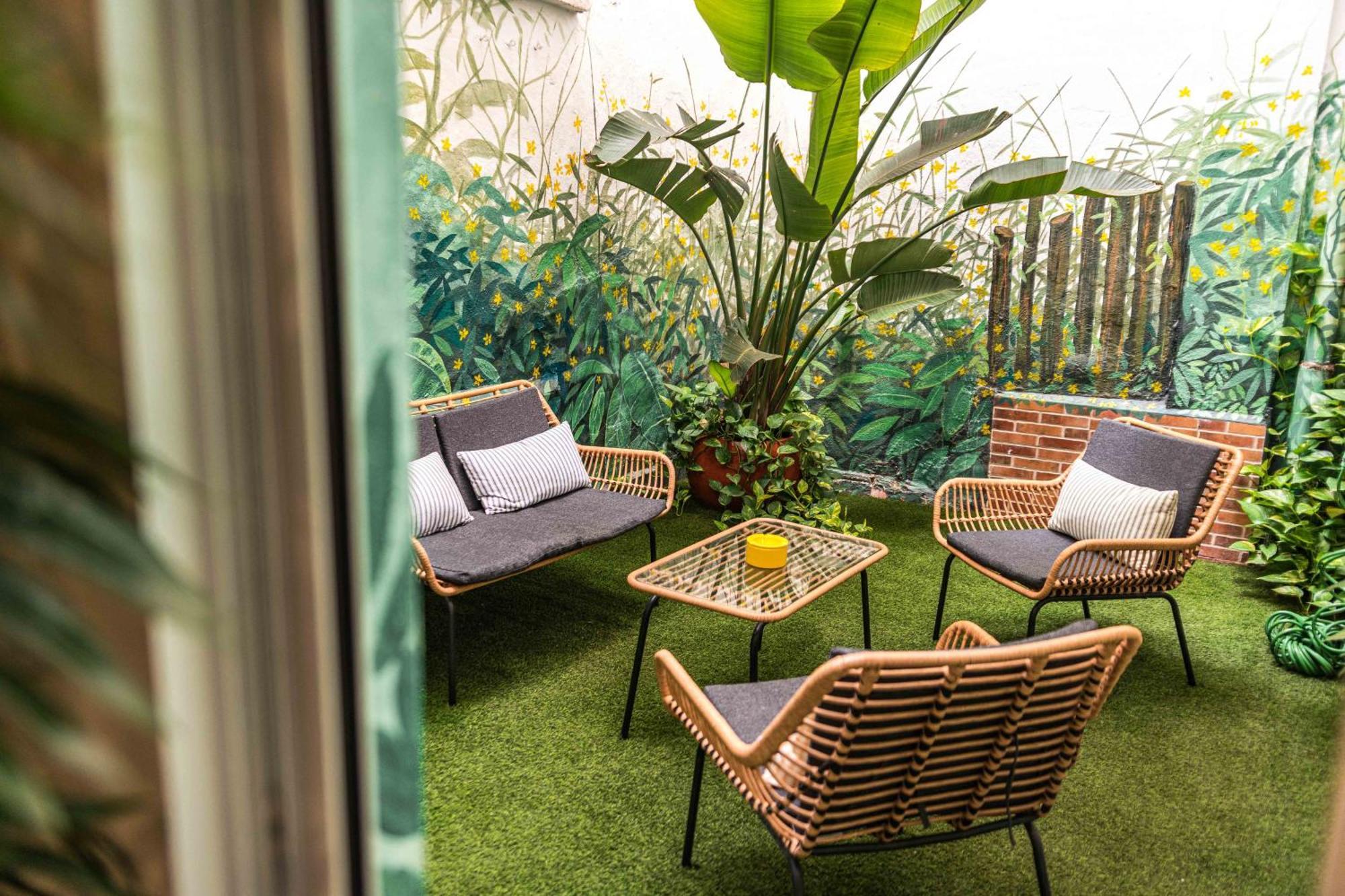 Artistic Flat Next To Ruzafa Welcome To The Jungle Valência Exterior foto
