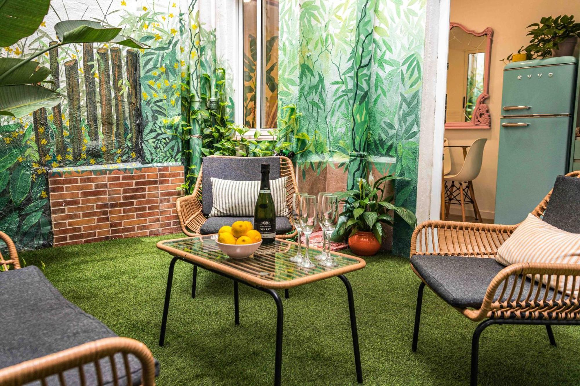 Artistic Flat Next To Ruzafa Welcome To The Jungle Valência Exterior foto