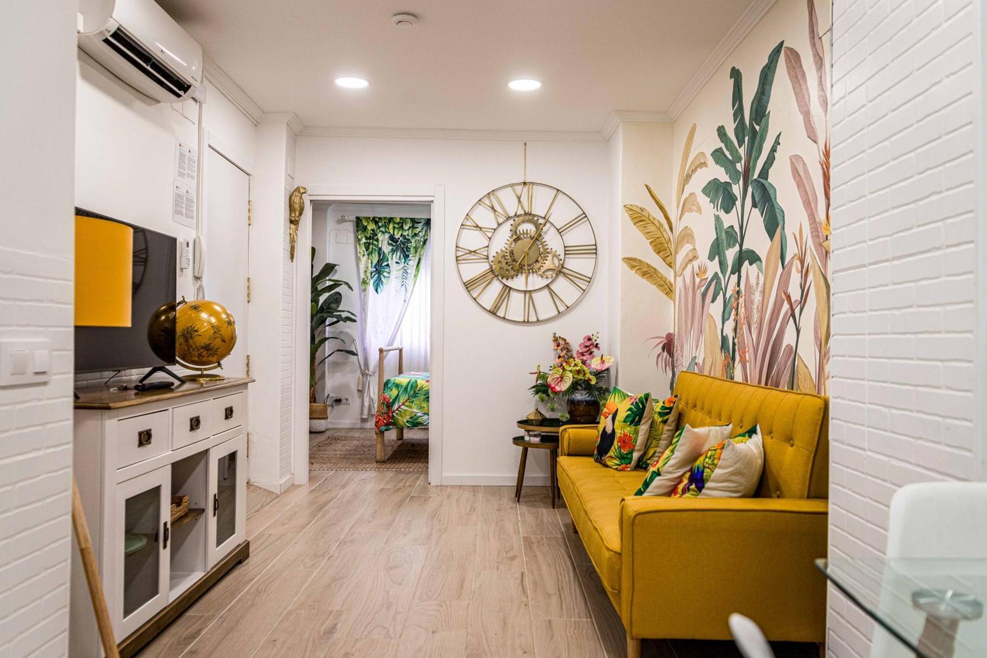 Artistic Flat Next To Ruzafa Welcome To The Jungle Valência Exterior foto